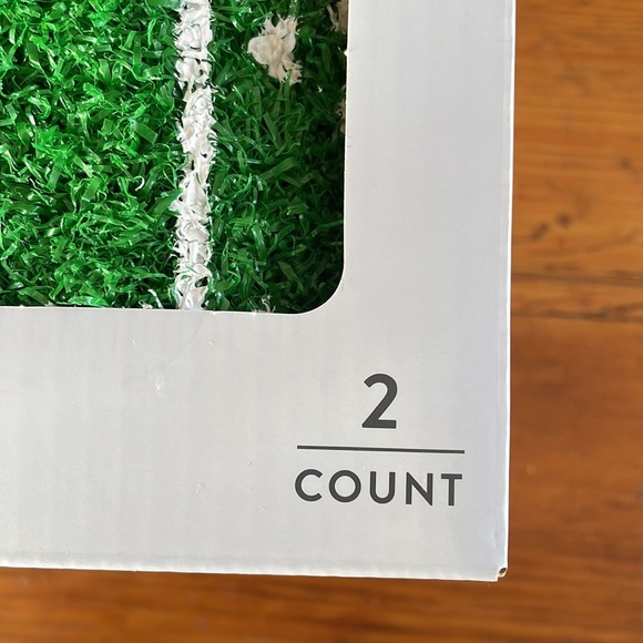 DASHING | CAN KOOZIE ASTROTURF DESIGN - 2 COUNT - Drinking is TURF-RIFIC! - Picture 3 of 10